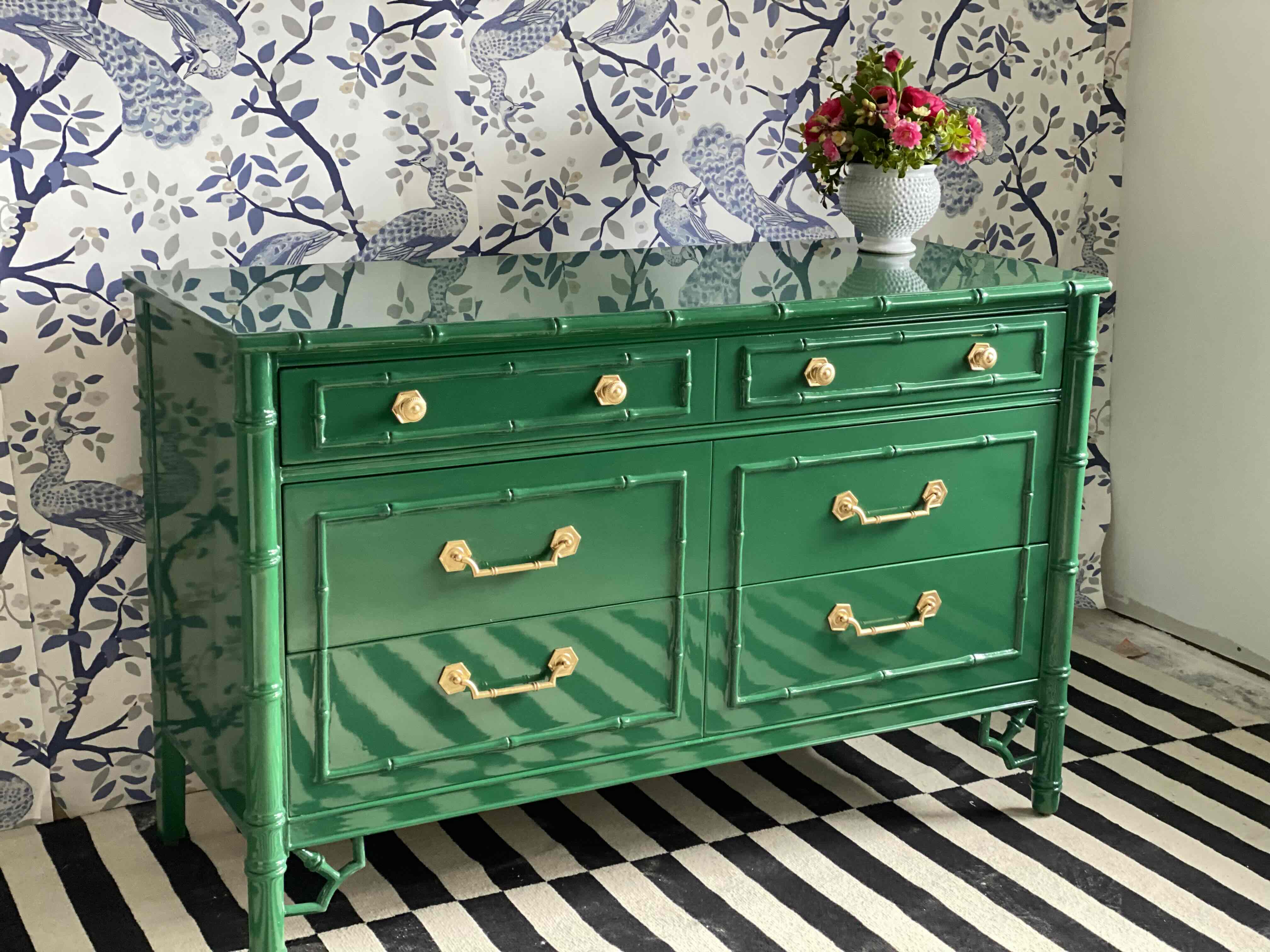 Vintage Lacquered Bedroom Dressers & Nightstands Page 3 Vintage Lacquered Bedroom Dressers & Nightstands Page 3