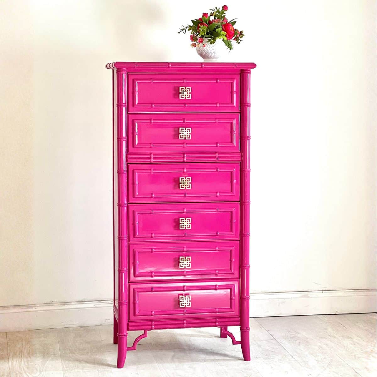 Lingerie Chest in Dynamo