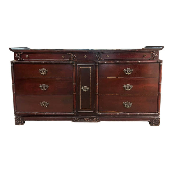 Vintage Lacquered Bedroom Dressers & Nightstands Vintage Lacquered Bedroom Dressers & Nightstands