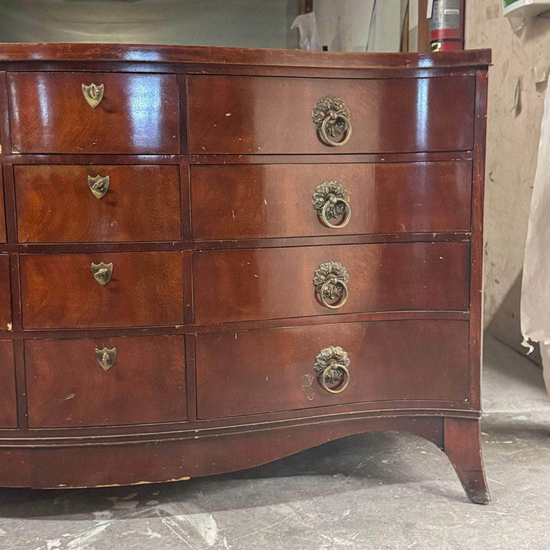 Dressers Traditional Mahogany Concave Dresser - Lacquered The Resplendent Crow