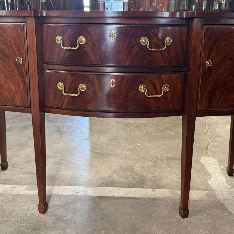 Sideboard Thomsville Traditional Sideboard - Custom Lacquered The Resplendent Crow