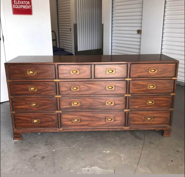 Heritage Campaign Dresser The Resplendent Crow