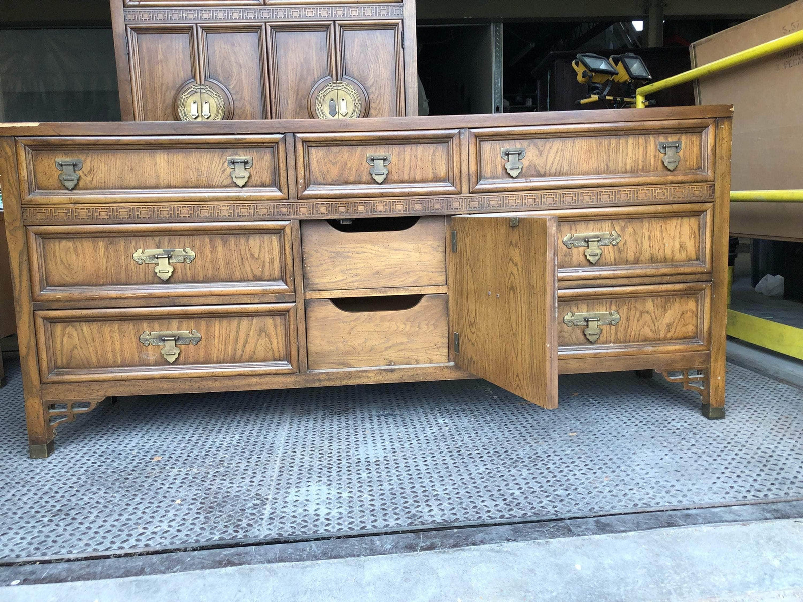 Vintage Dixie Shangrila Dresser Lacquered